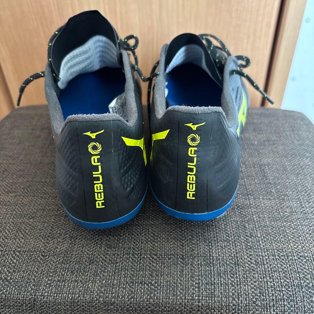Mizuno Rebula サッカーシューズ ブラック/イエロー