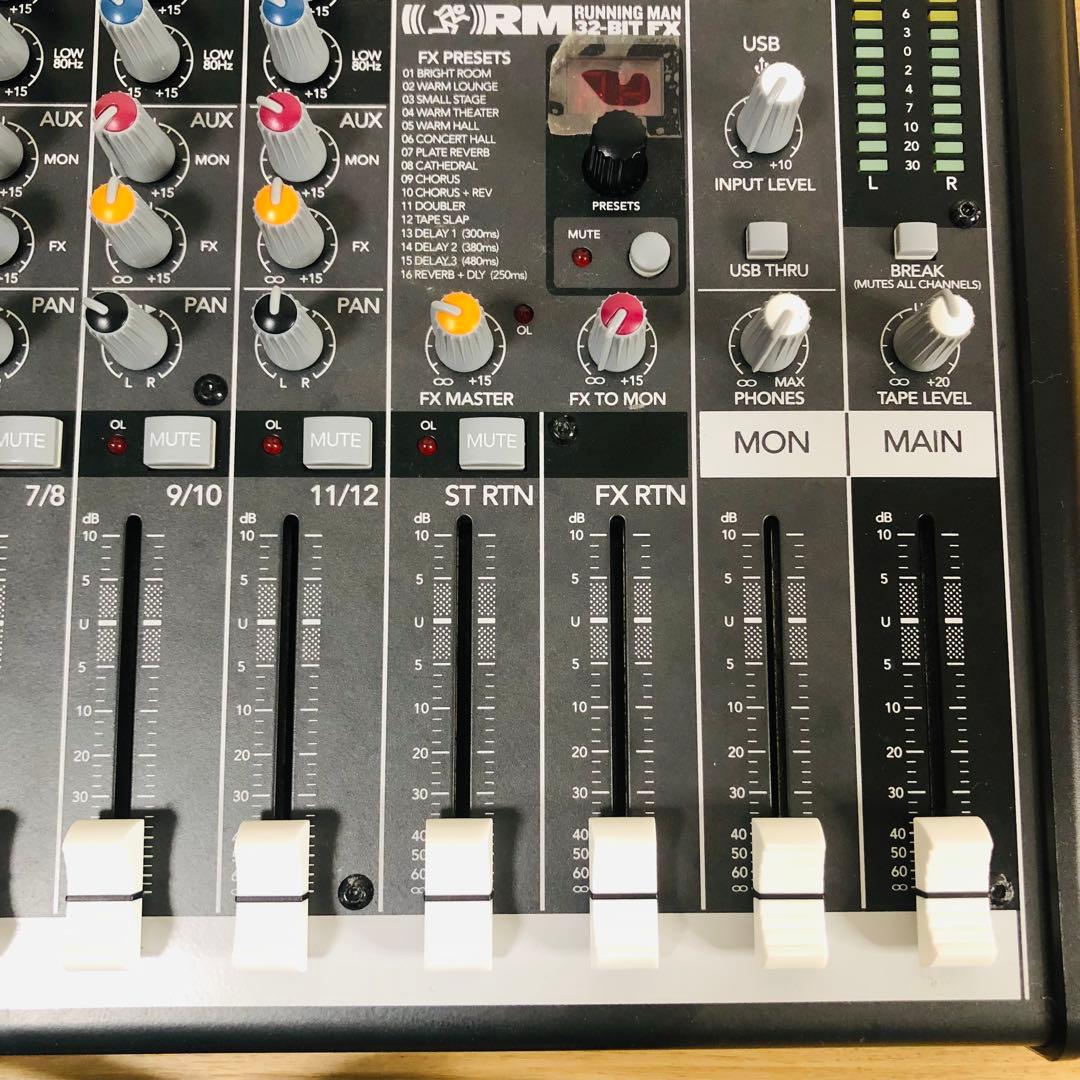 【極美品】MACKIE ProFX12 12チャンネルミキサー