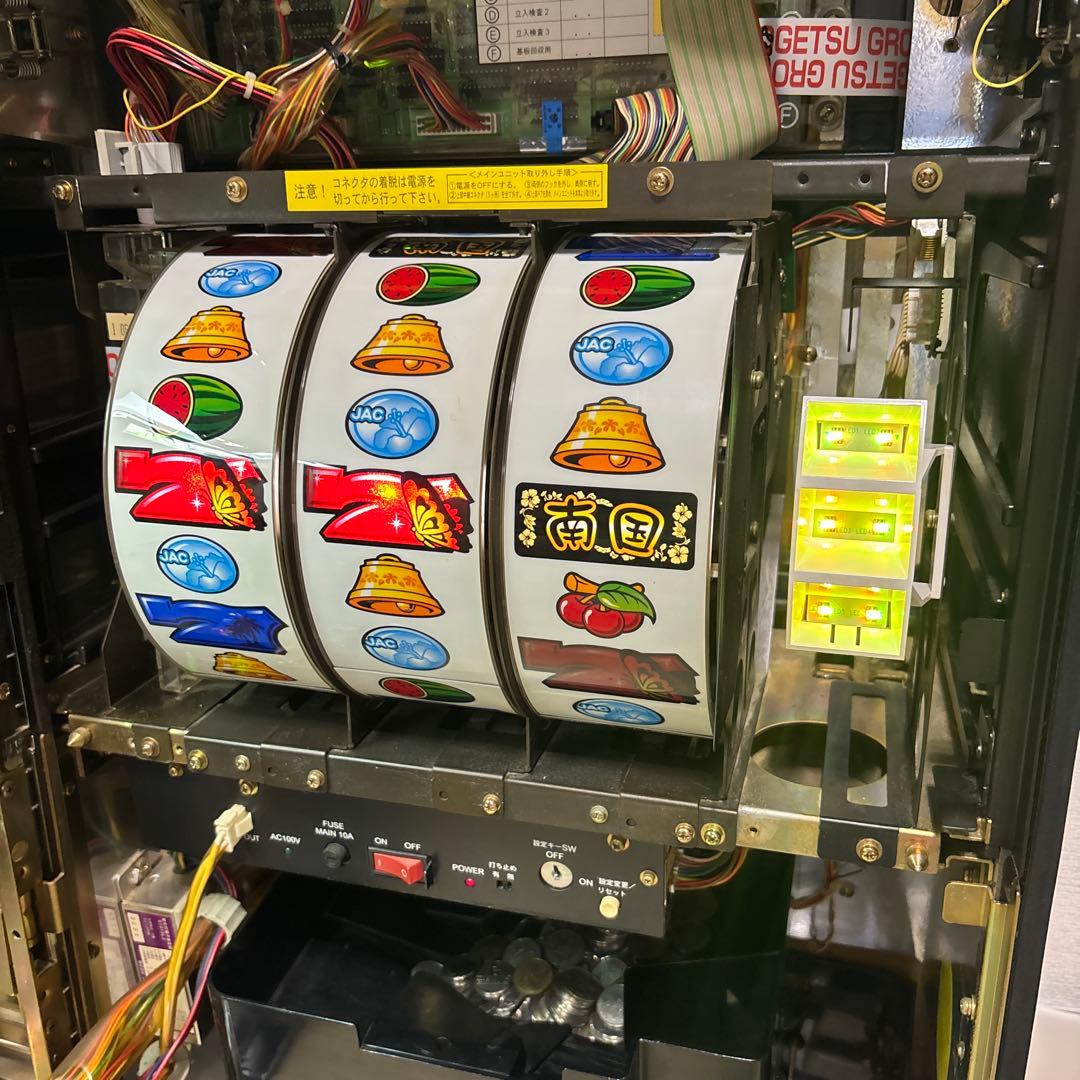 スロット実機　4号機　南国育ち　希少レアまどかパネル