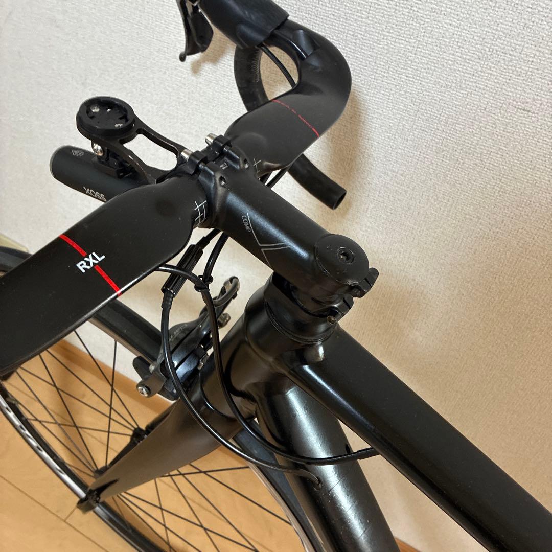 メリダスクルトゥーラ１００ロードバイクホイールなし