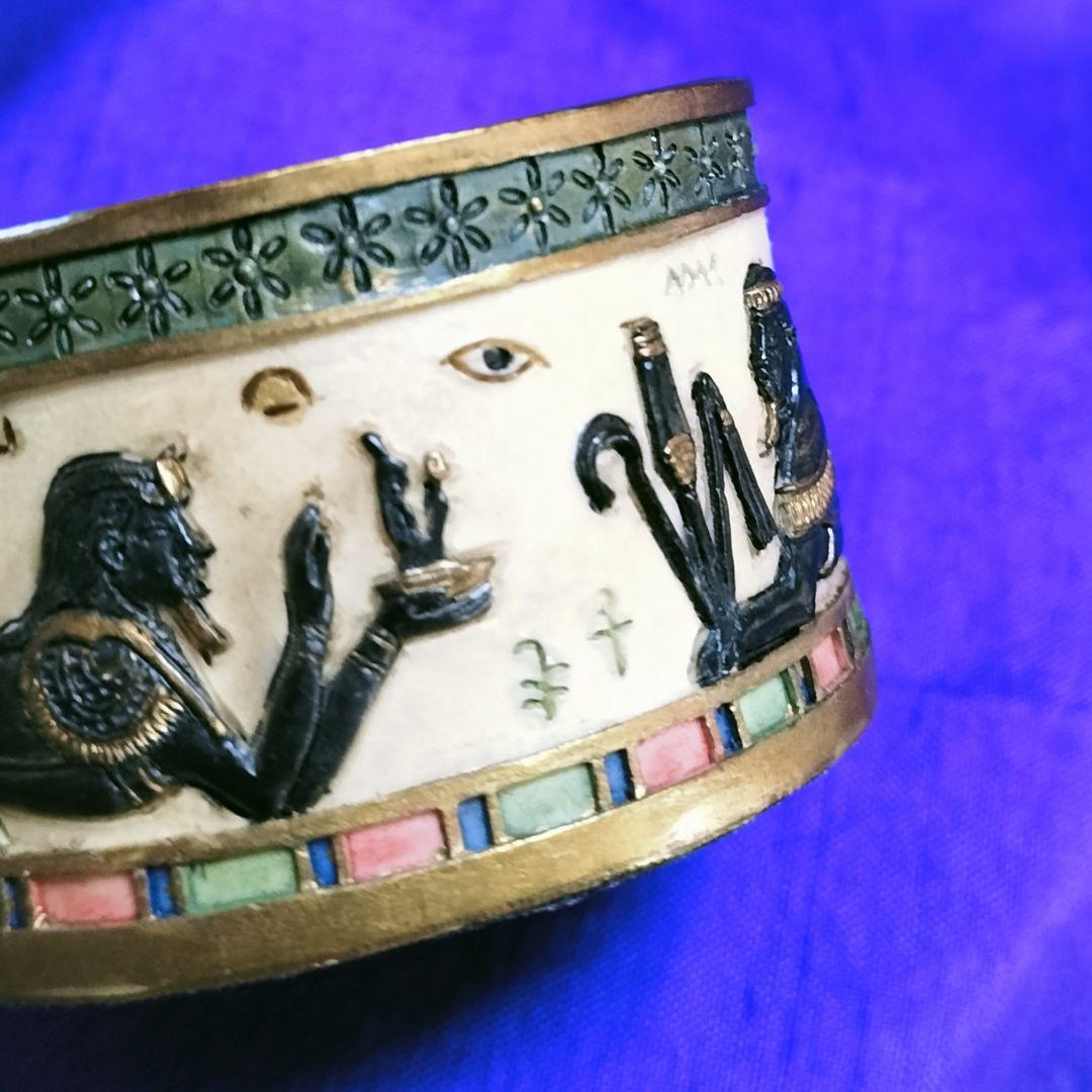 民族工芸品✨古代エジプト調モチーフ 神秘的レリーフ彫刻 装飾品✨貴重品 小物入れ