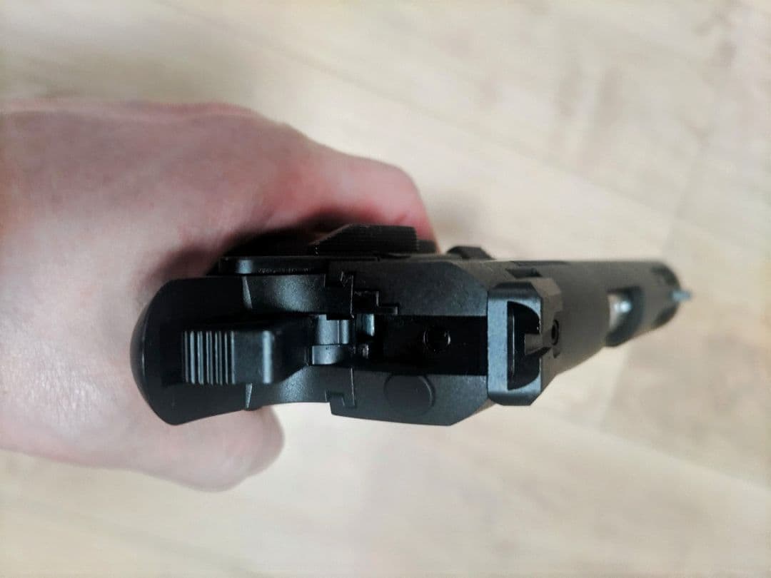 東京マルイ V10 Ultra Compact(ウルトラコンパクト） BLACK