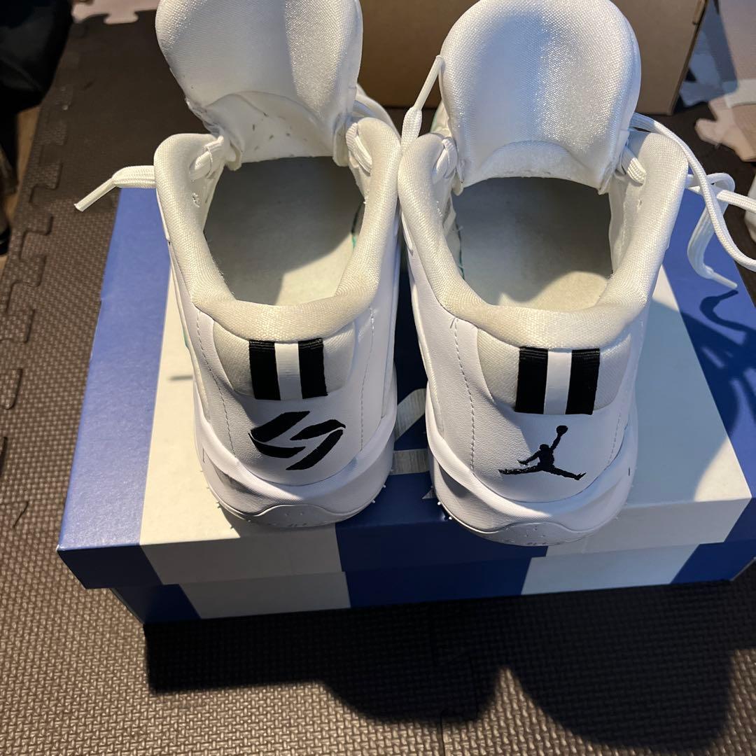 JORDAN ルカ3 箱付き