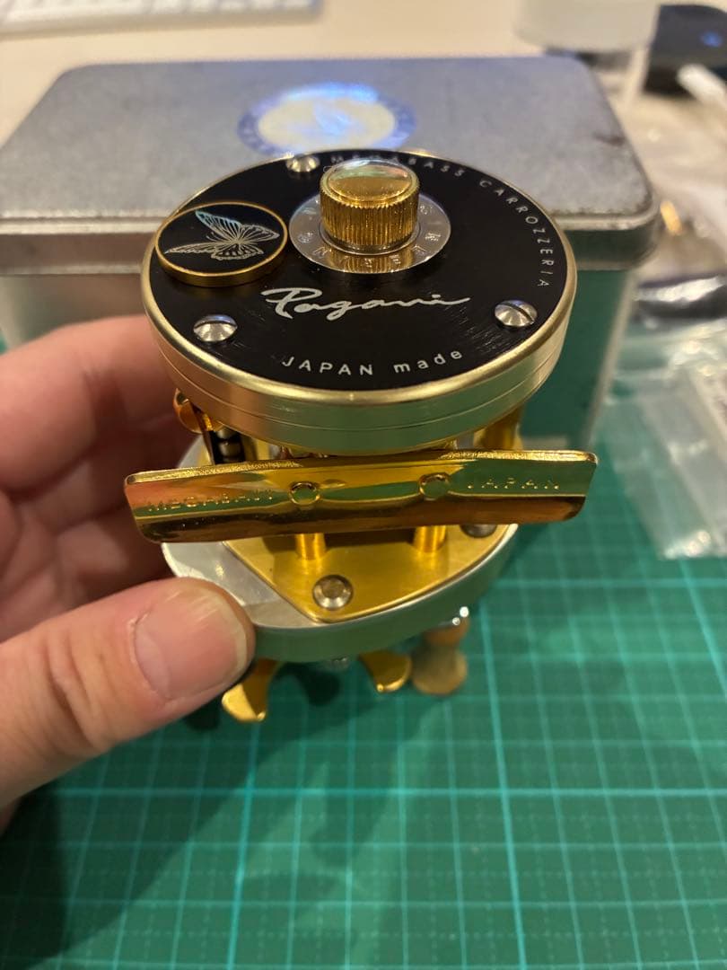 ⭐*️様 メガバス パガーニ P300R 渓流フルカスタム シャンパン/ゴールド