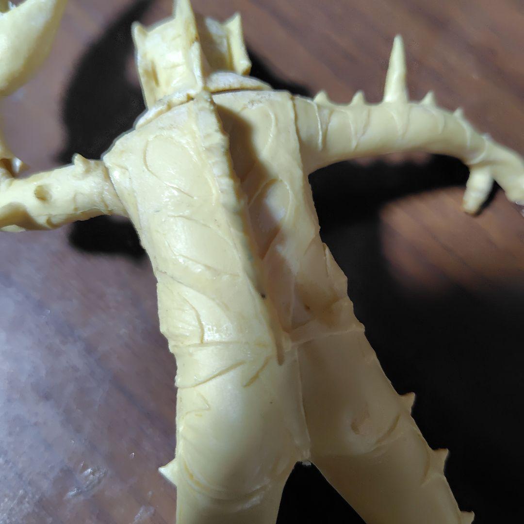 仮面ライダー 羽根付きフィギュア 約15cm