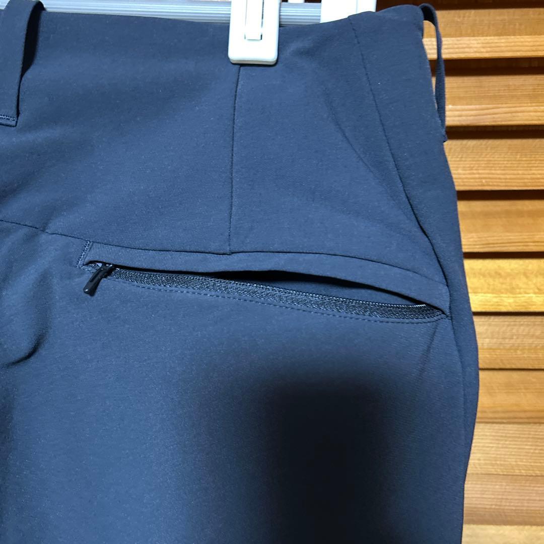 デサントパンツ　ストレッチ　ブラック