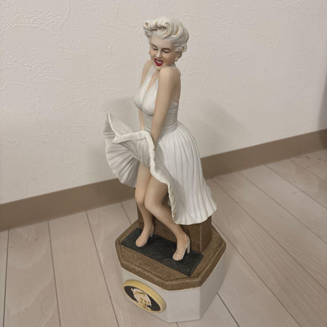 【入手困難】マリリン・モンロー 7年目の浮気 バーボンウイスキー空瓶