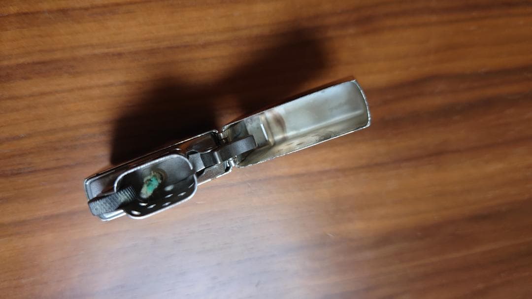 zippo　ウィンディ　シリアルナンバー