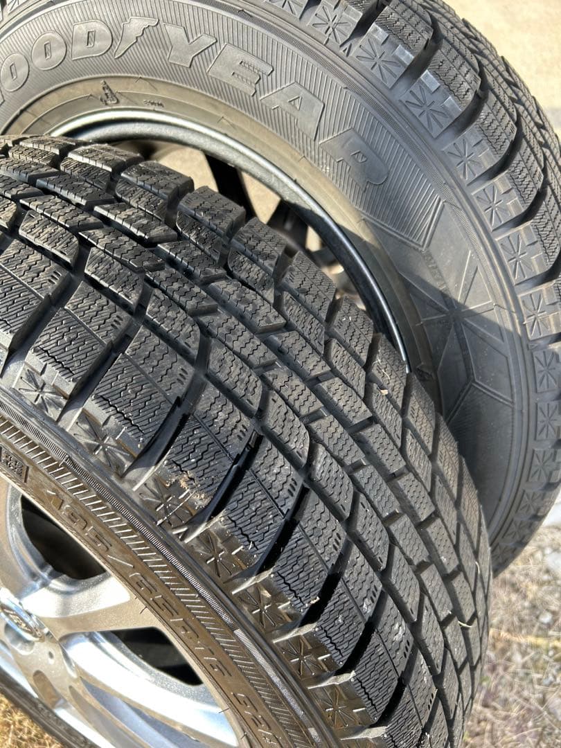 トヨタ・ライズ・ロッキースタッドレスタイヤホイールセット