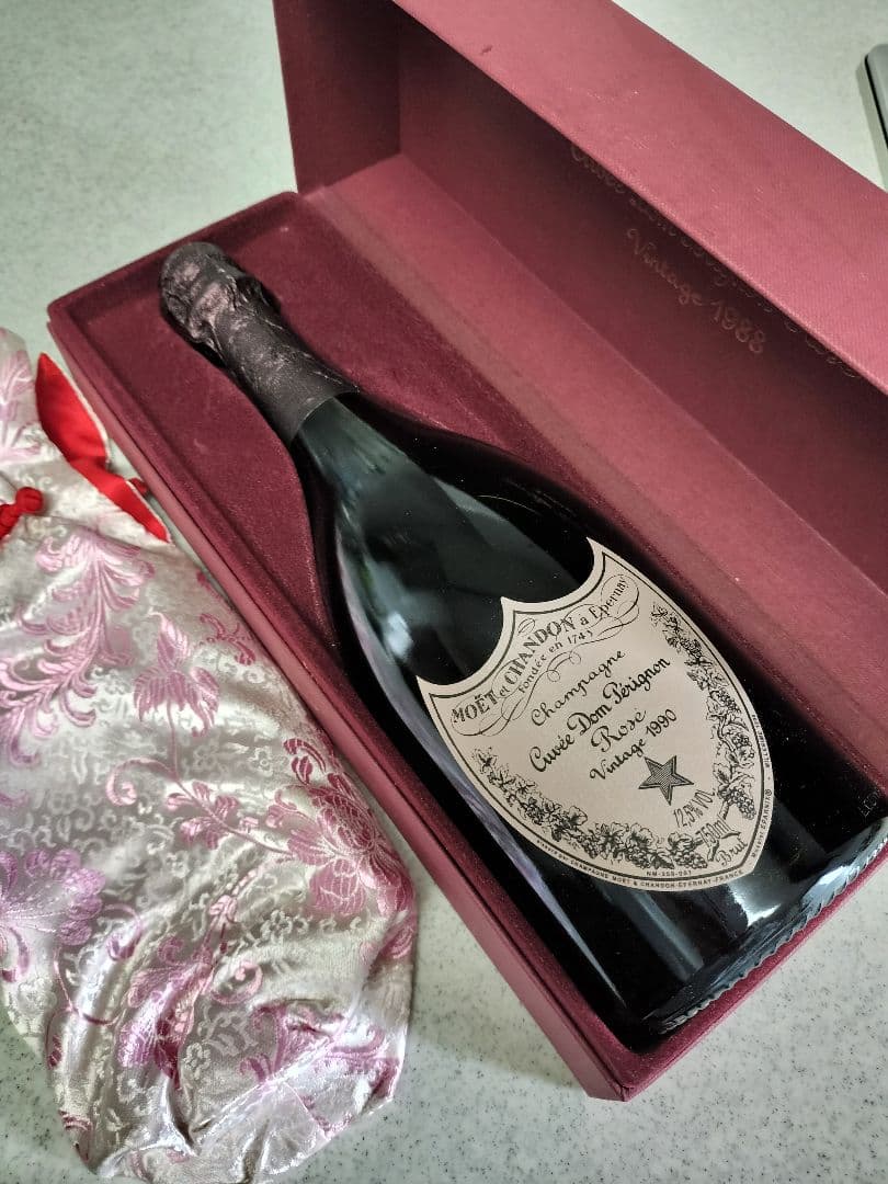 希少★ドン・ペリニョン 【ロゼ1990】