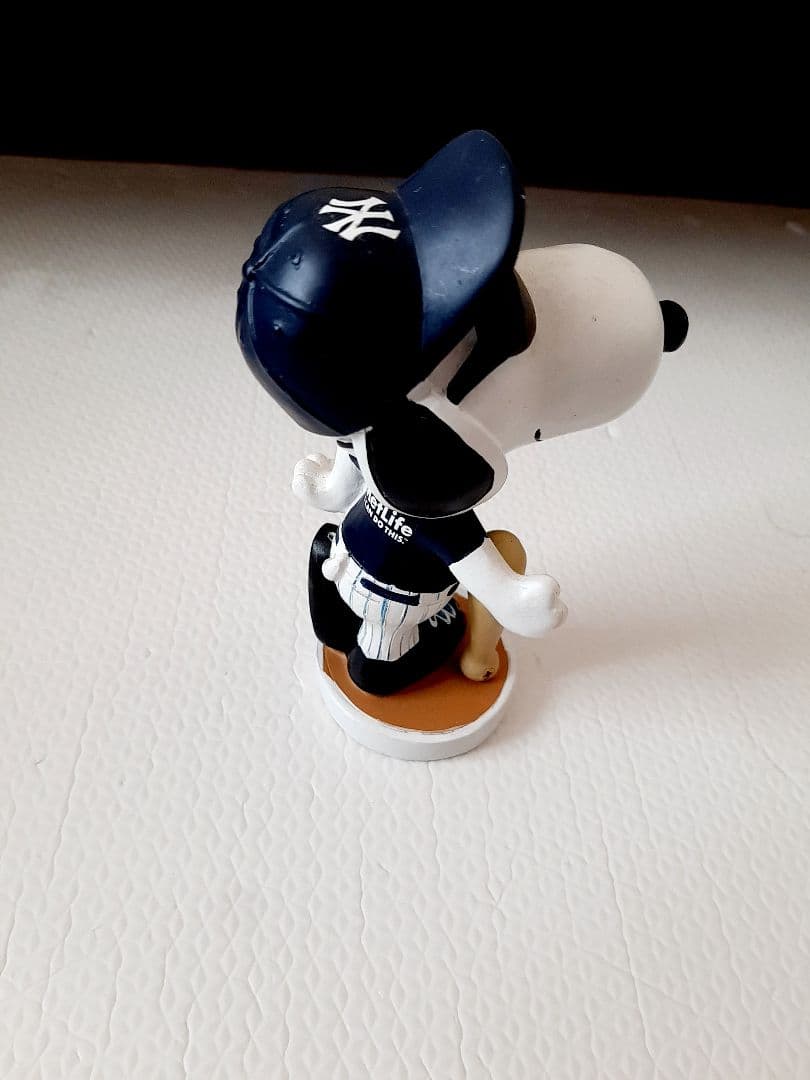 スヌーピー　ボブルヘッド　ヤンキース　mlb 2002 ビンテージ　フィギュア