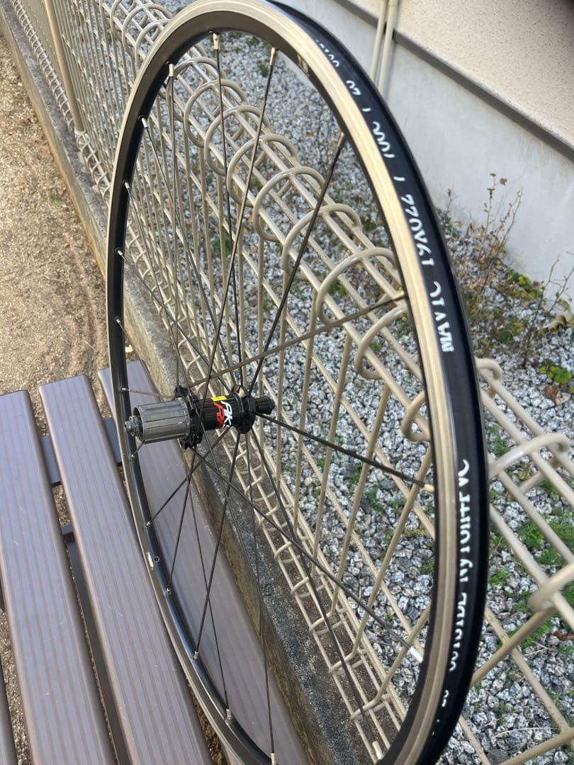 MAVICマヴィックアクシウムレースリムブレーキ10速用ホイール