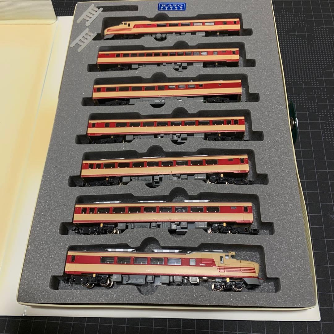 ○ KATO 10-901 キハ81系