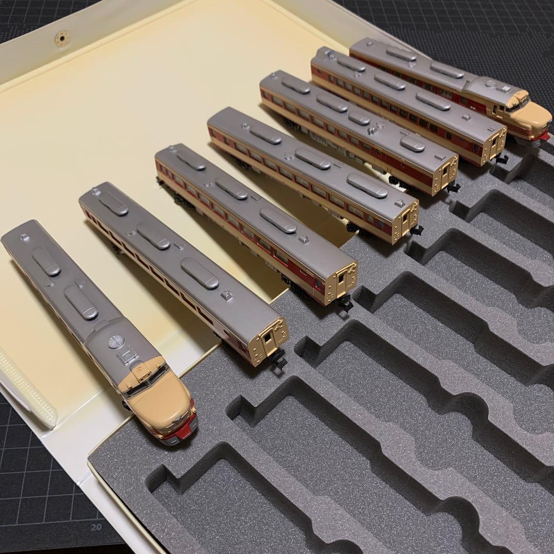 ○ KATO 10-901 キハ81系