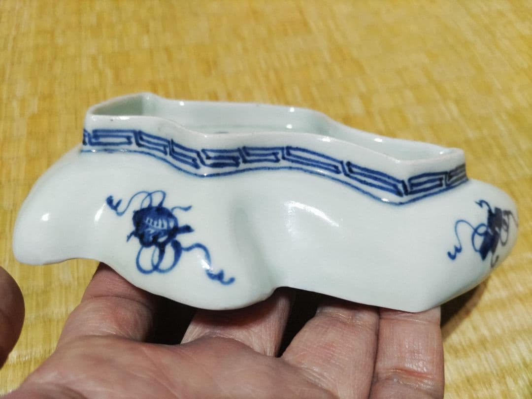 古伊万里　鶴型　変形皿　奇玉宝鼎之珍　小傷有り