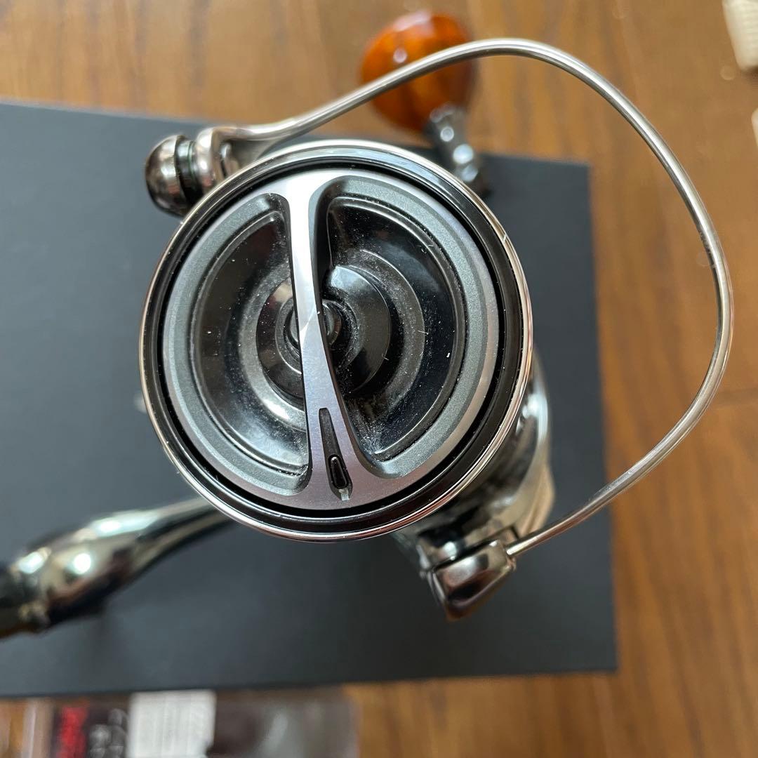 シマノ　22ステラ3000MHG ウッドノブ無し