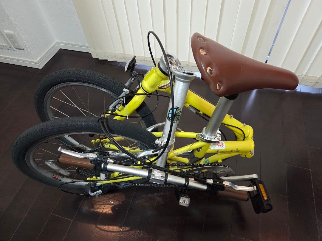 Boardwalk D8 折りたたみ自転車 イエロー
