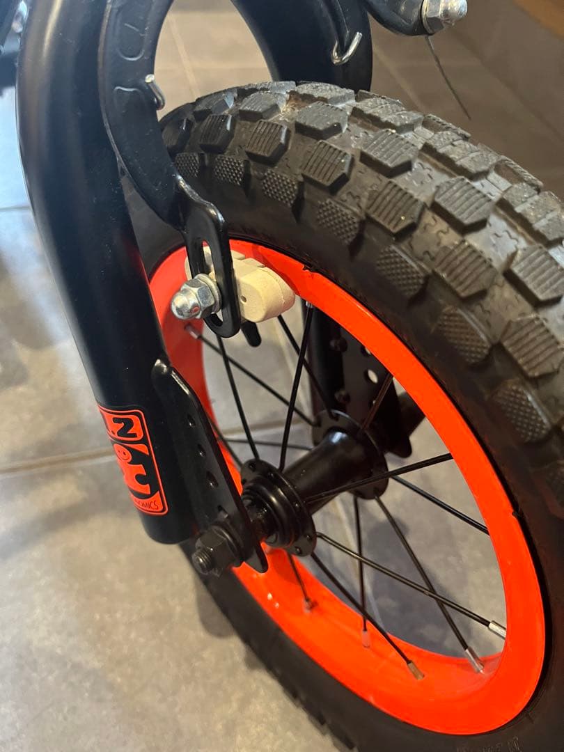 nemo 12 幼児用自転車 黒/オレンジ