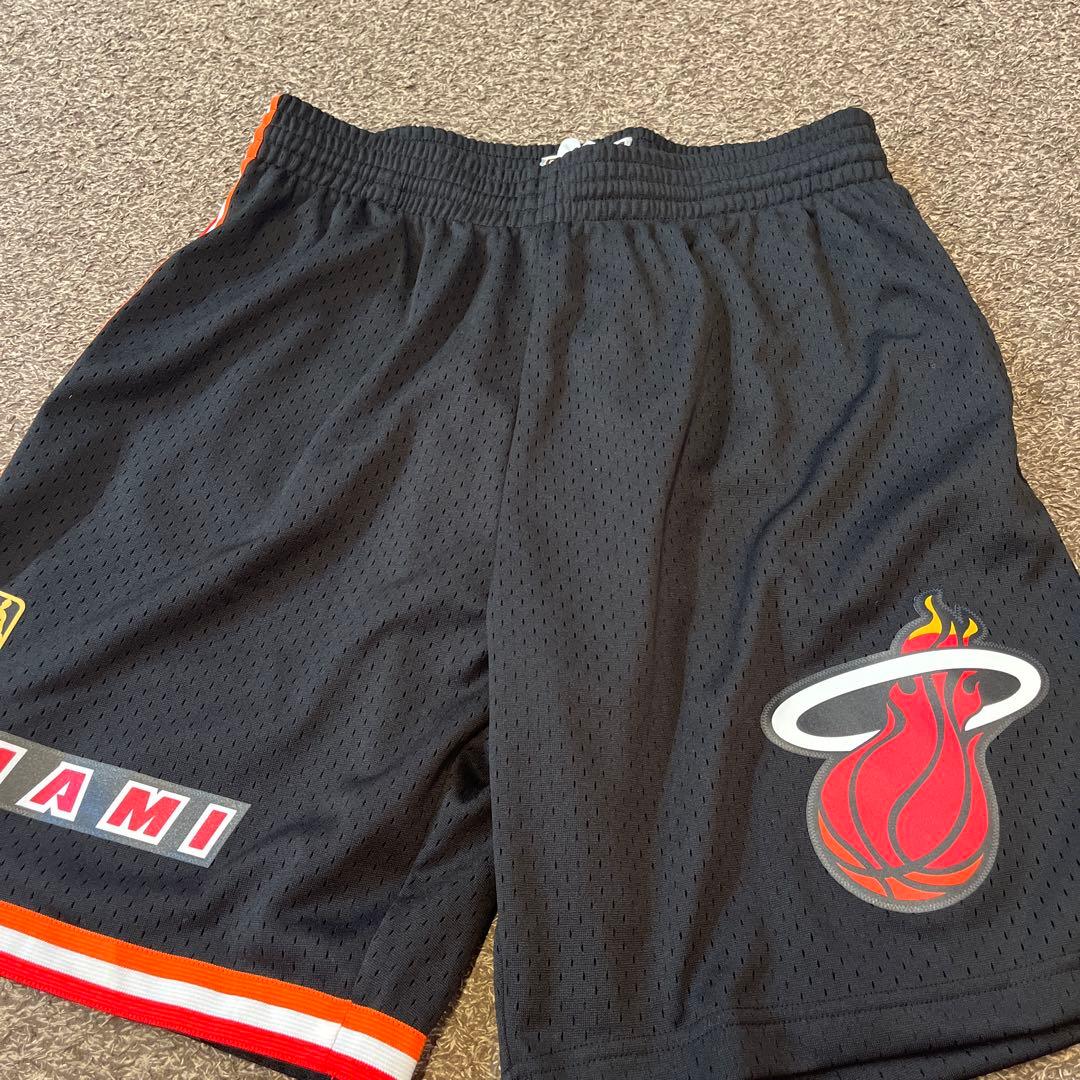 ミッチェルアンドネス NBA Miami Heat