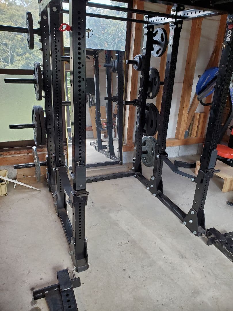 引き取り限定　鬼パワーラック kongou のアジャスタブルベンチも付けます。