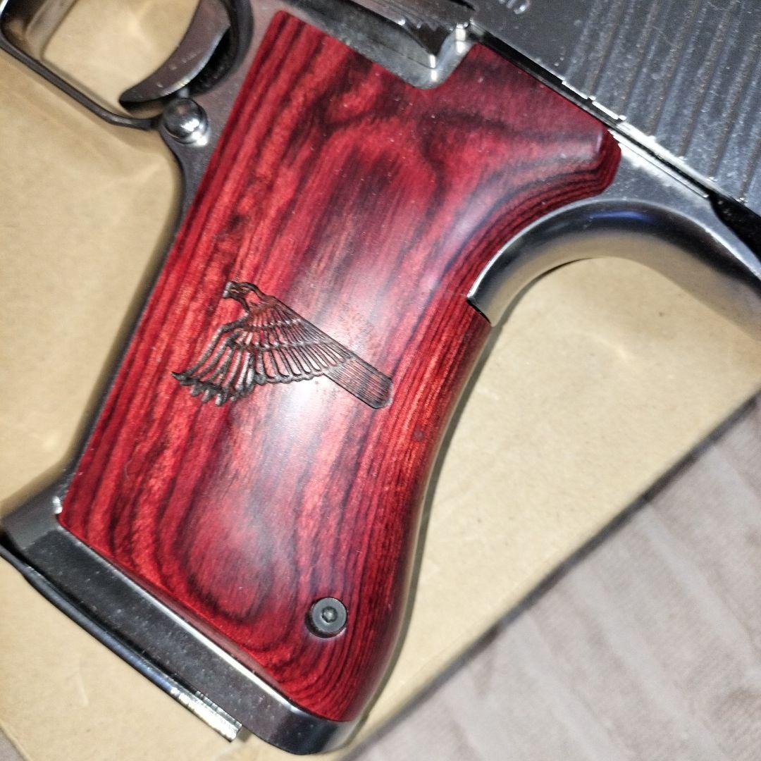 デザートイーグルライトニングホーク5インチカスタム ガスガン シルバー/ウッド