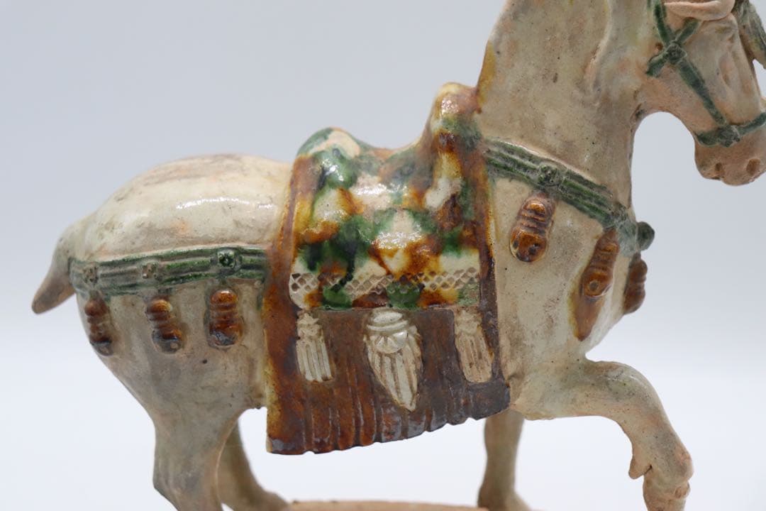 貴重　唐三彩　踏馬　紅木箱　時代物　送料込み250118