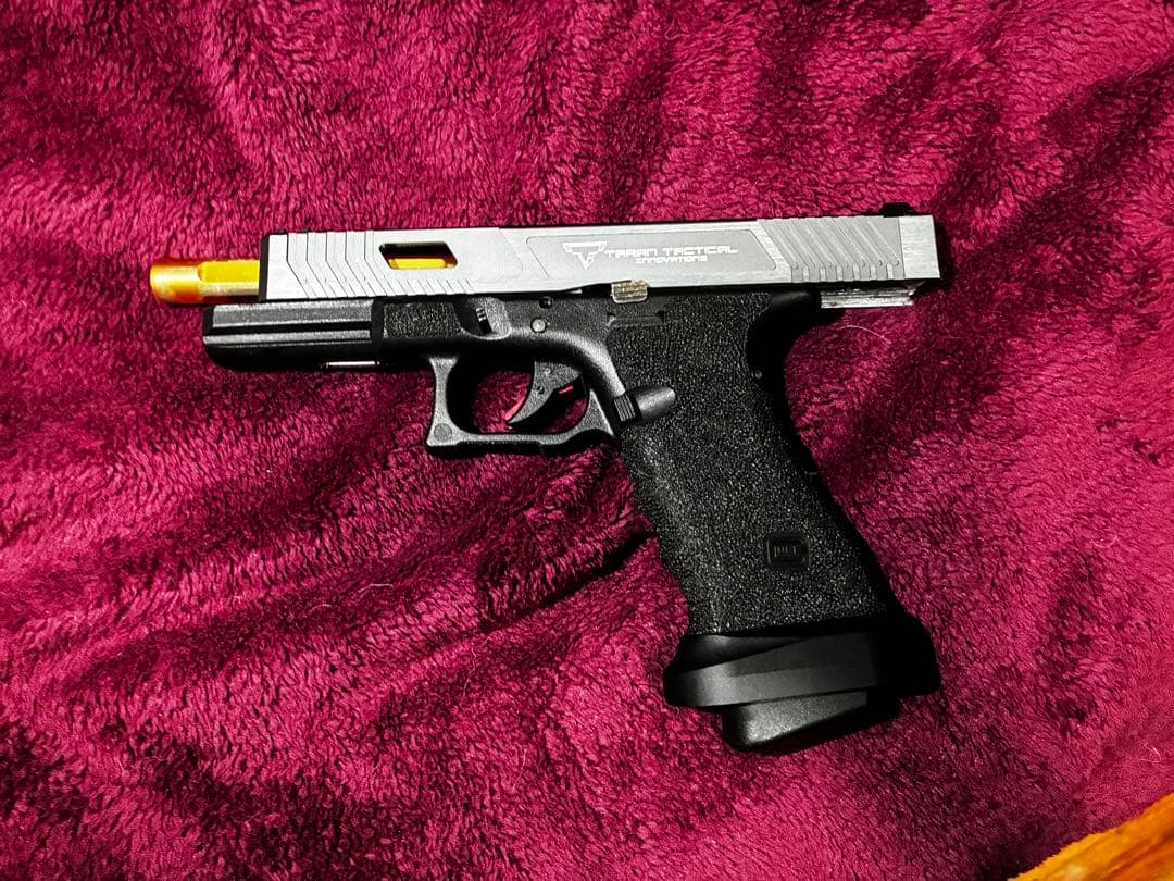 P*C様 東京マルイ　GLOCK17 TTI カスタム　グロック17 ジョンウィ