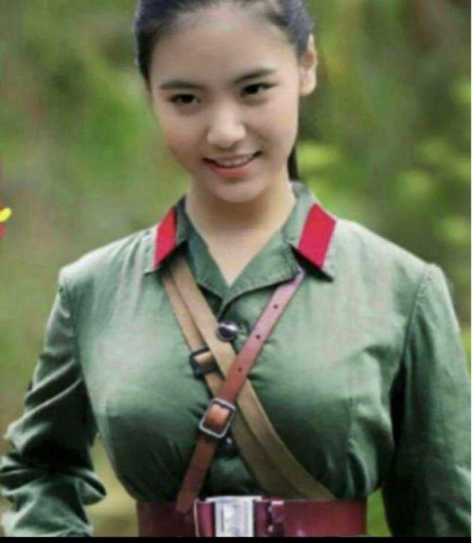 新品官給本物ベトナム戦争65式中国人民解放軍戦闘服上下帽子人民鞄セット