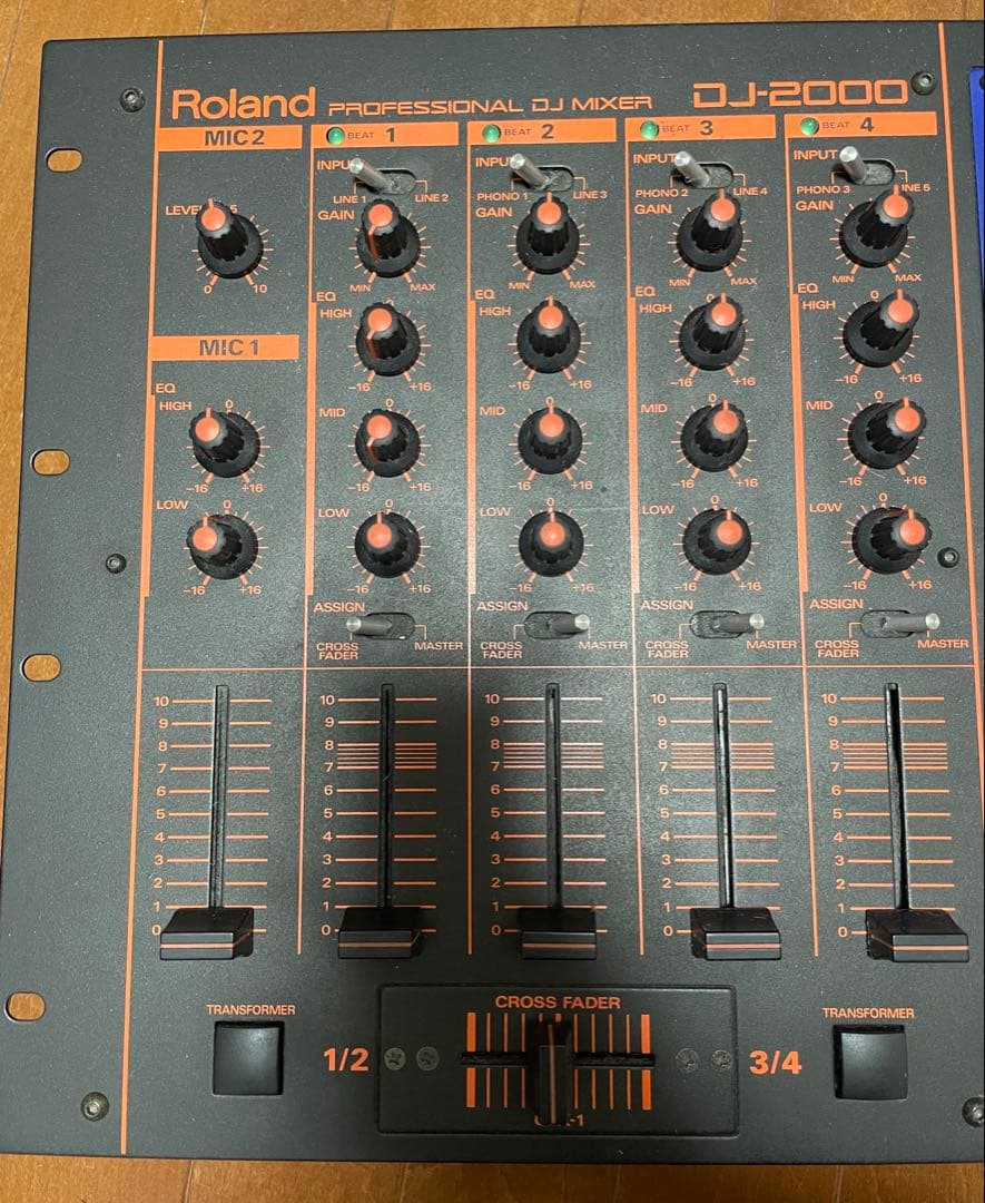 DJ機材 Roland DJ-2000