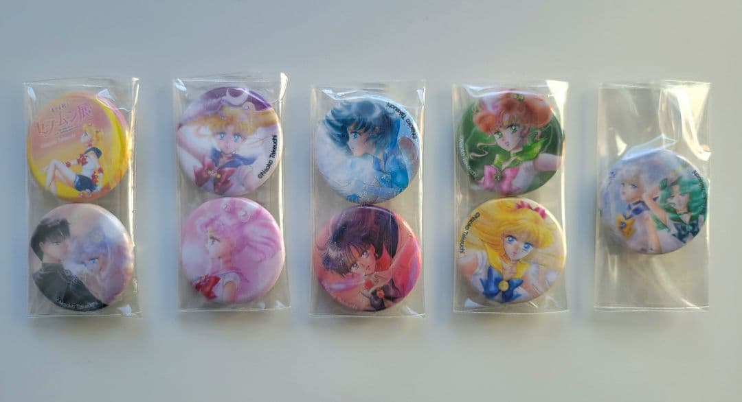 セーラームーン展 イヤホンジャック付きアクリルマスコット&缶バッジ 9点