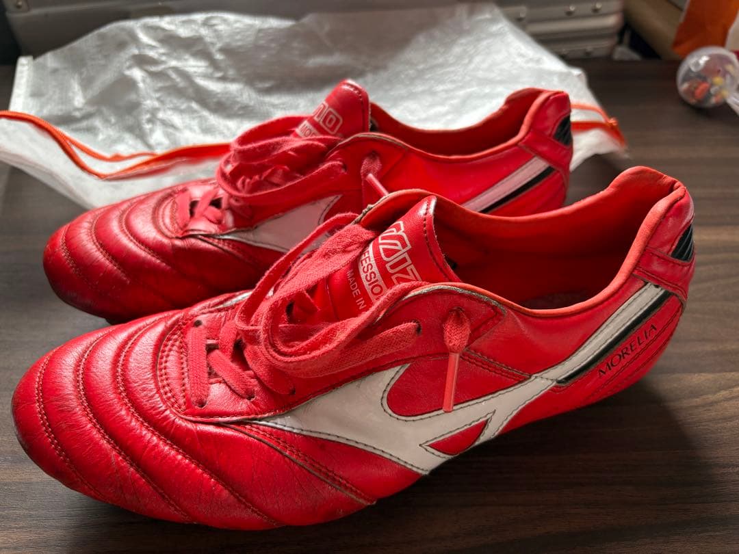 Mizuno モレリア レッド スパイクシューズ