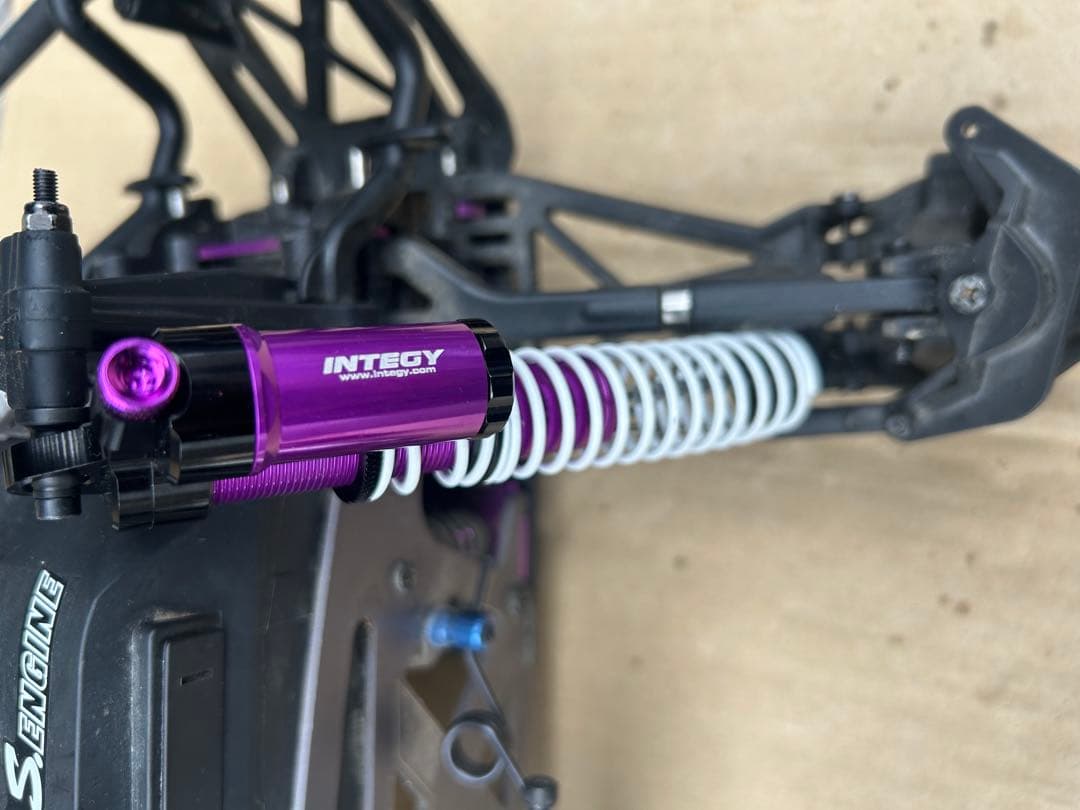 サベージX4.6 オフロードRCカー ガソリンエンジン