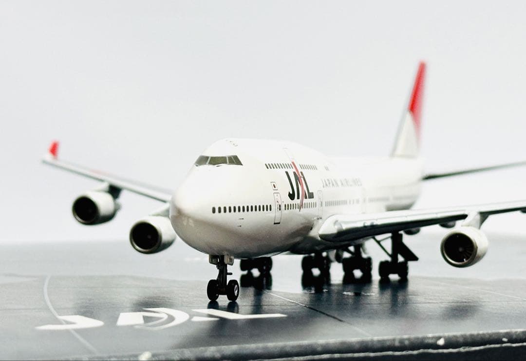 hogan 1/300 B747-400 JALアーク塗装 ダイキャストモデル