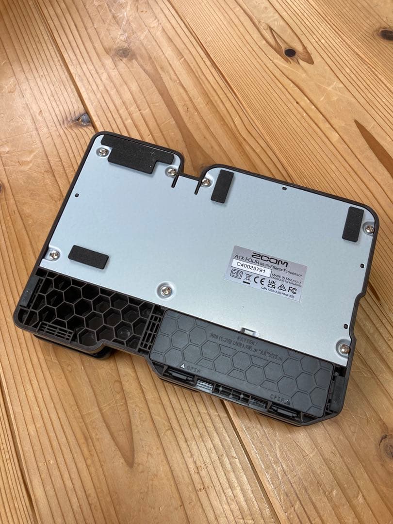 超美品　Zoom A1X Four