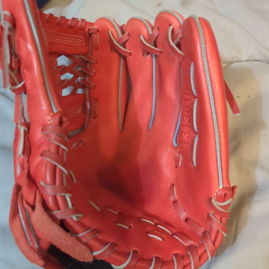 アンダーアーマー　一般用軟式野球　グローブ　内野手用