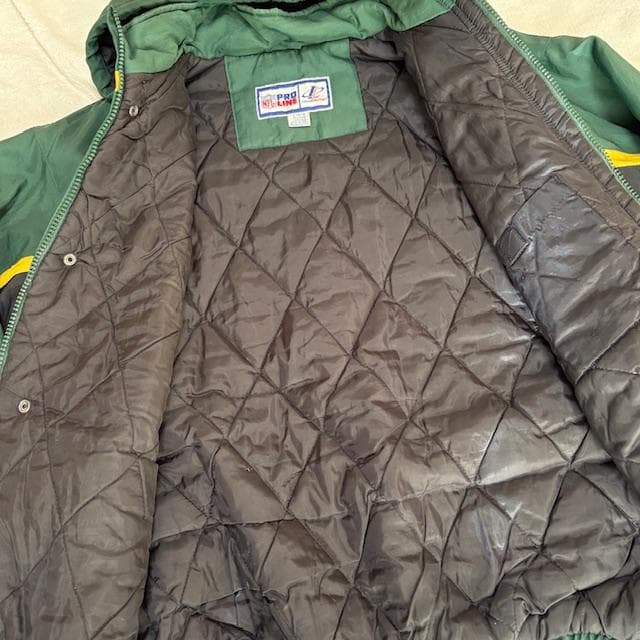 90s★NFL/GREEN BAY PACKERS★中綿入りナイロンJKT★L★