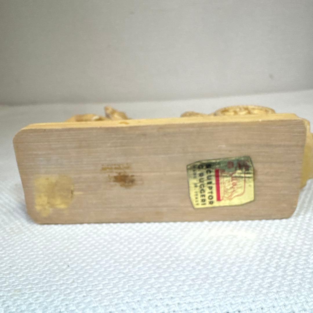 ギリシャ古代裸のりんごを持つ女性 馬の二輪車　２個セット　イタリア