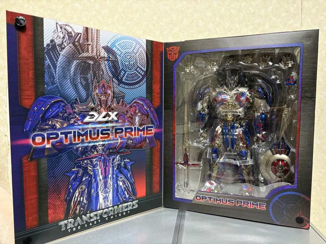 THREEZERO オプティマスプライム(最後の騎士王)