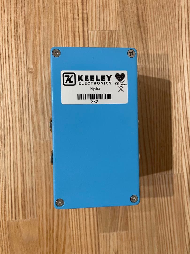 ギター KEELEY HYDRA STEREO REVERB & TREMOLO