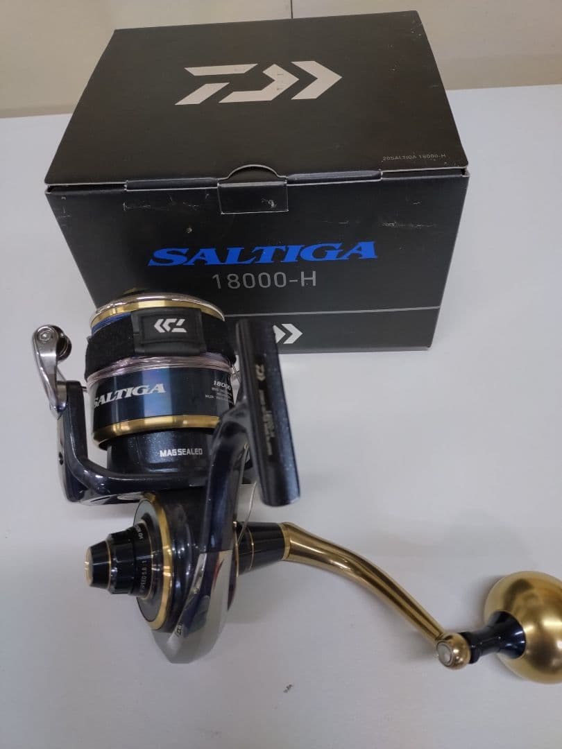 超美品 DAIWA SALTIGA 18000-H リール ソルティガ