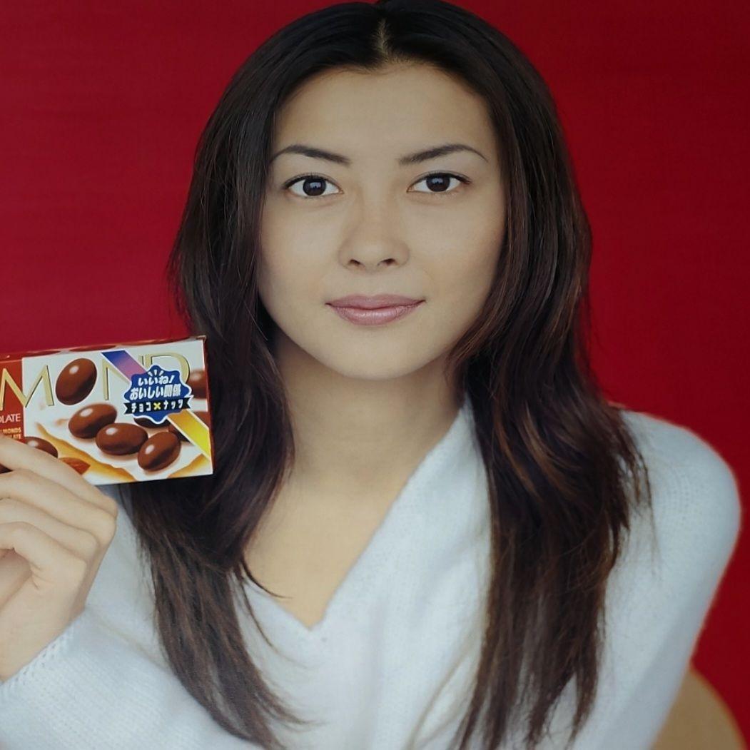 中山美穂 明治チョコレートアーモンド マカダミア B1 ポスター 美品