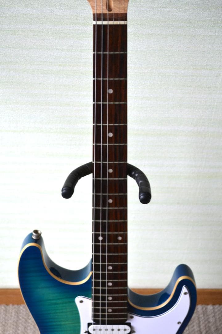 【美品 】Legend レジェンド　ストラトキャスタータイプ