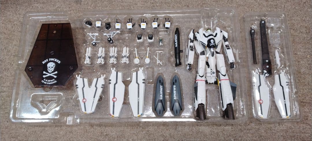 BANDAI VF-OS PHOENIX (ロイ・フォッカー専用)