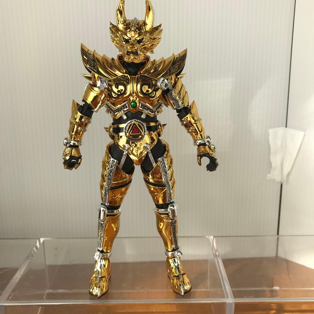 S.H.Figuarts 真骨彫製法 黄金騎士 牙狼 (冴島鋼牙)