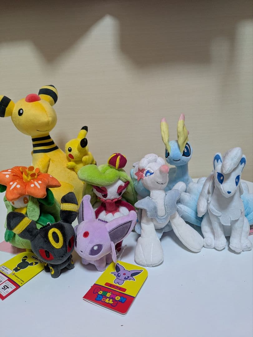 【ポケセン・タグ付き】ポケモン　ぬいぐるみ22体・マスコット1個　セット