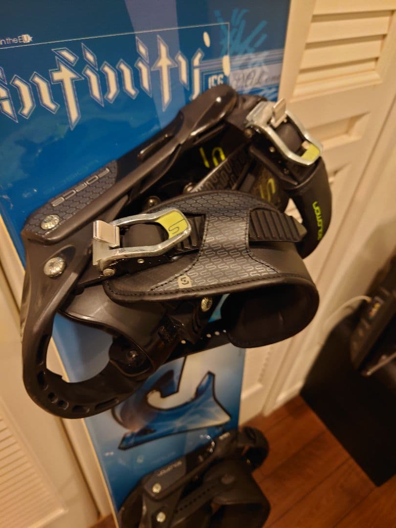 infinity スノーボード バインディング付き