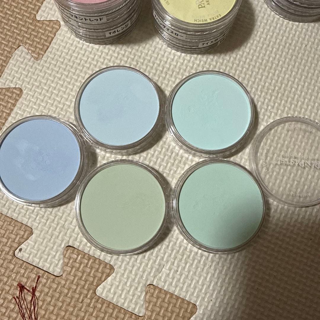 ホルベインパンパステル　など