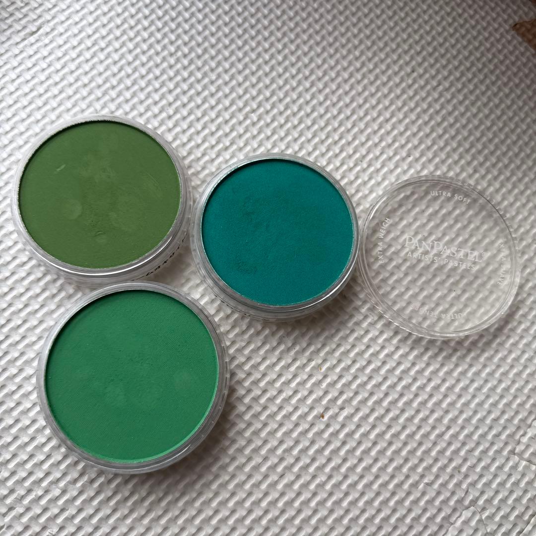 ホルベインパンパステル　など