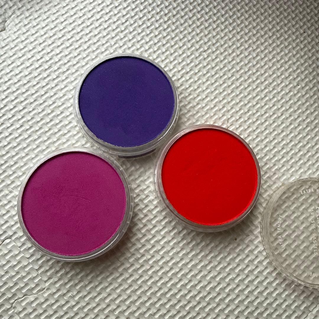 ホルベインパンパステル　など