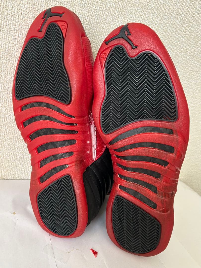 Air Jordan 12 ブラック/レッド